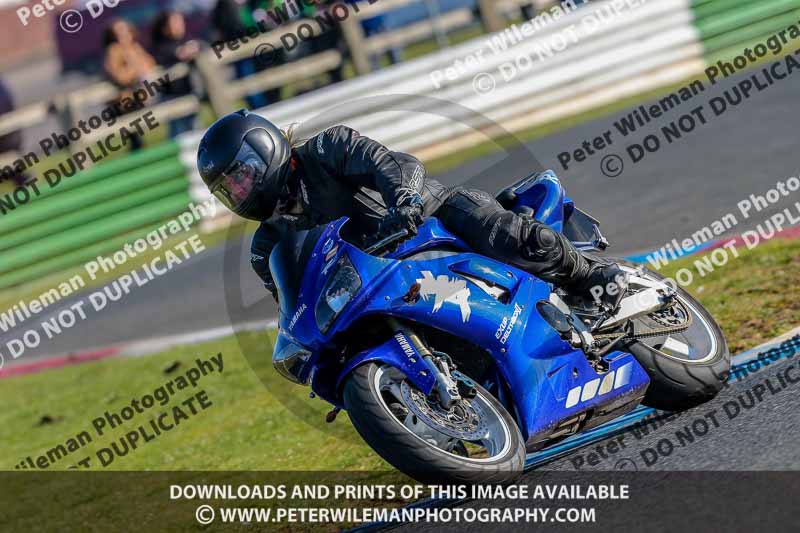 PJM Wedding Photography;enduro digital images;event digital images;eventdigitalimages;mallory park;mallory park photographs;mallory park trackday;mallory park trackday photographs;no limits trackdays;peter wileman photography;racing digital images;trackday digital images;trackday photos